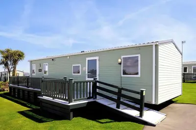 Image de Gold Accessible with parking & decking