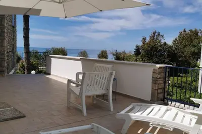 Image de Breeze Suite with large terrace - Villa Maria