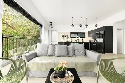 Image de Perfect 3br apartment with Ac in Nachmani