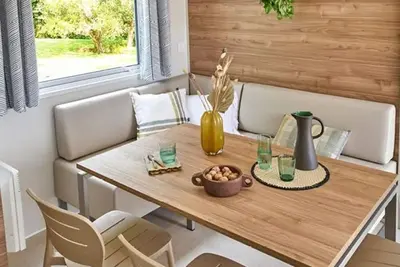 Image de Mobil-home spacieux 3 Chambres pour 6 Personnes - Terrasse