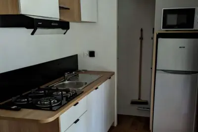 Image de Mobil home pour 4 pers. avec terrasse à Tournon-sur-Rhône