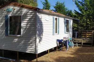 Image de Mobil home confortable avec terrasse pour 5 personnes