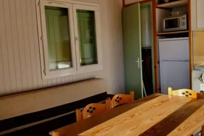 Image de Chalet confortable avec terrasse, idéal pour 6 personnes