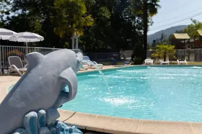 Image de Mobil-home 4 pers avec terrasse à Tournon-sur-Rhône