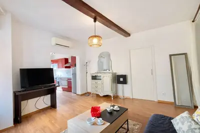 Image de Studio 1 pièce Centre Ajaccio - Climatisation, 4 Couchages