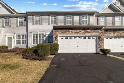 Image de Perfect for families! Spacious 3-bedroom townhome in marvelous Lewes with pool