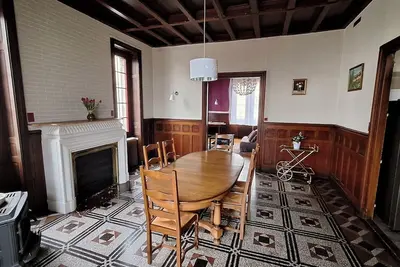 Image de Charmante maison de campagne de 5 chambres au bord du canal du Centre