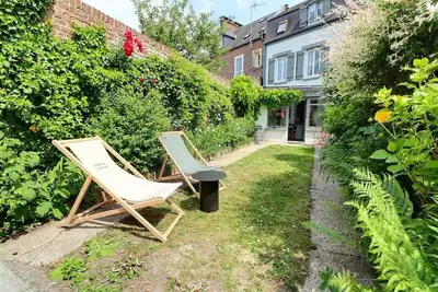 Image de Proche centre ville et port, jardin privatif.