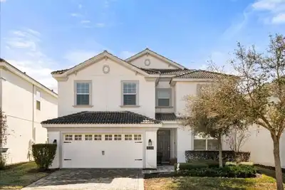 Image de Luxury 7 Bed Villa with Pool/Spa, Game Room & Resort Clubhouse