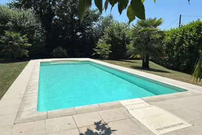 Image de Gîte 1/4 pers. avec piscine, pétanque et salle de musique (Aveyron)