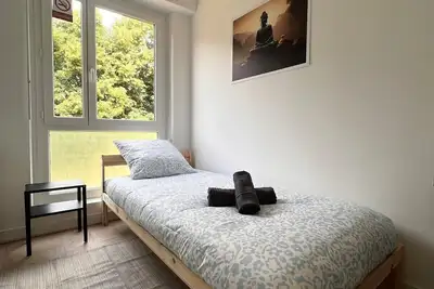 Image de *Le Voyageur*Parking *Terrasse*Rer D*