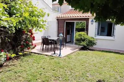 Image de Maison de ville/ jardin + stationnement privé