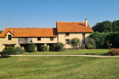 Image de Proche de Sarlat et de Rocamadour, grand gîte, 10 personnes avec piscine privée,