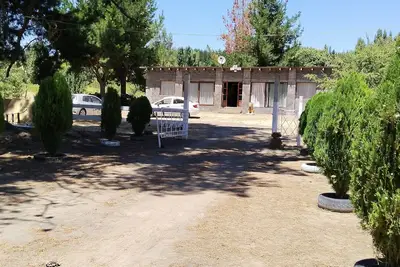 Image de Large house with \"private\" swimming pool Quincho and river.