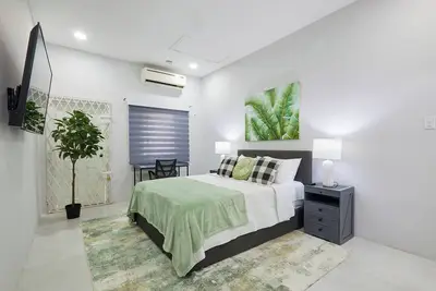 Image de Luxurious 2br/2bth Apt in New Kingston