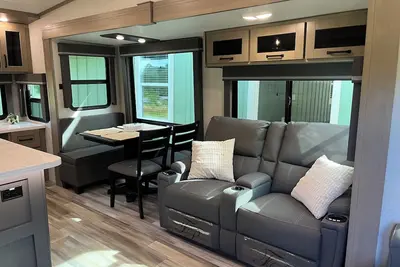 Image de Garrison Getaway