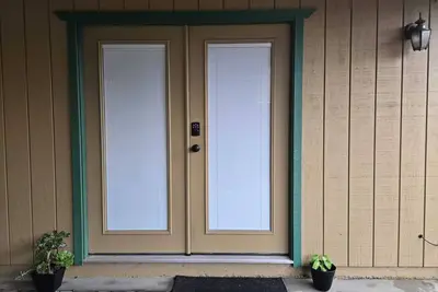 Image de Private Guest Unit with Exclusive Yard, Fire Pit, Pool & Grill – North Hanford