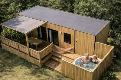 Image de Mobil Home Ty Brehat 4 Pièces 6 Personnes Climatisé + Spa + Tv