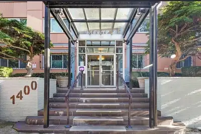 Image de New Condo Dt Seattle. Free parking, fast wifi & Across The street from Con Cent!