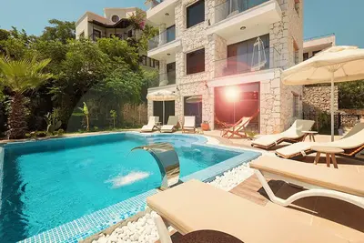 Image de Villa Amore Luxury Sea View Villa with Pool & Roof Terrace Bar Walk to Town