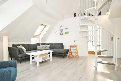 Image de Coastal dream: Cozy maisonette apartment with use of swimming pool