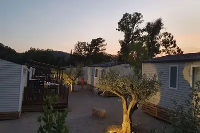Image de Mobil-home 29m² avec Terrasse à Grimaud
