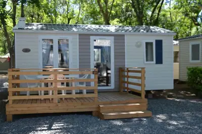 Image de Mobil-home moderne avec terrasse - Confort pour 4 personnes