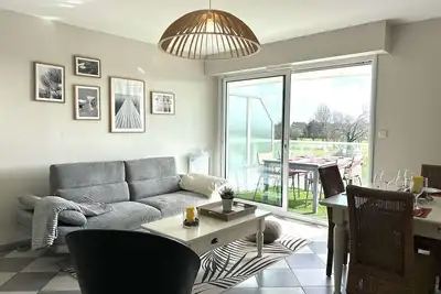 Image de Appartement 3 Pièces avec Balcon et Piscine à Coëx