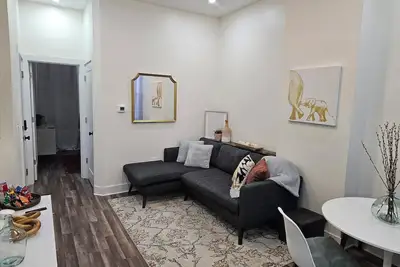 Image de Stylish Grad Hospital Apt Walk to Restaurants & Center City