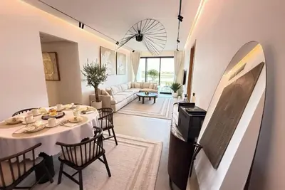 Image de Peace, Mangroves and Golf Course Living for a Perfect City Break