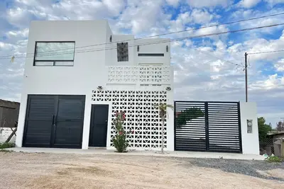 Image de Welcoming 3-bedroom house with Ac and pool in Puerto Penasco