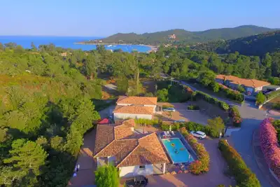 Image de Villa Avec Piscine 10x4. 5 Corse Du Sud Sur 2000 M2 Clos