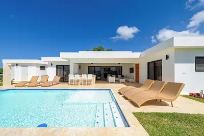 Image de Luxury Villa • King Suites - Gated Community