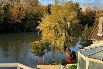 Image de Villa aux bords de Marne, spacieuse et lumineuse, piscine, sauna, proximité Rer