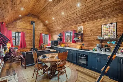 Image de Mount Evan Cabin - Luxury Riverside Cabin