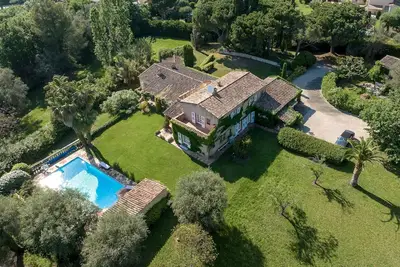 Image de Villa Les Berguières – Domaine & piscine privée