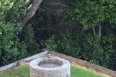 Image de Cosy bach, fabulous views, a few minutes walk to beautiful surf beach, and Cafe.