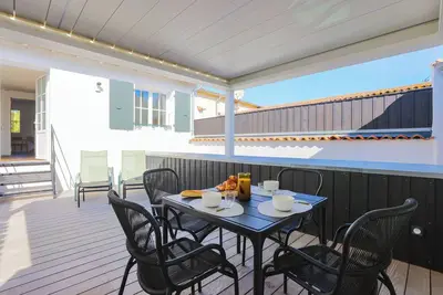 Image de Appartement Atypique à 50 m du port avec Parking