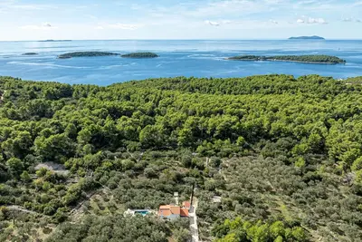 Image de Holiday Home Ivan with heated pool by Villas Guide