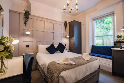 Image de Charming Suite at the Marina