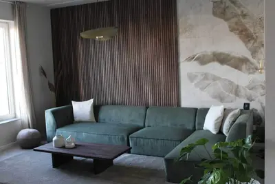 Image de voizin • maison moderne et spacieuse – confort & sérénité