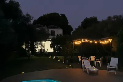 Image de Maison de campagne « Cortijo Corral Del Gallo » avec vue sur la montagne, Wi-Fi et climatisation