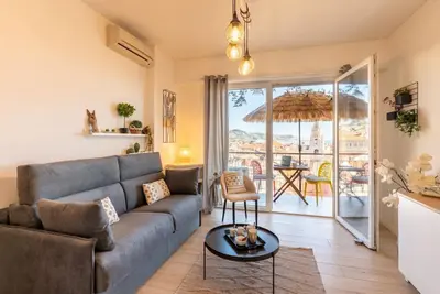 Image de GuestHost - Modern Flat with Lovely Terrace