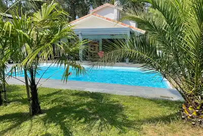 Image de Villa avec piscine chauffée et sécurisé 8 pers calme et confort