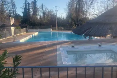 Image de Appartement 'Chez Lena' avec piscine partagée, Wi-Fi et climatisation