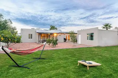 Image de Chic Central Phoenix Retreat - Walk to Arts & Eats in Historic Melrose