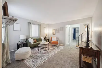 Image de Spacious & well designed 3br/1. 5ba w/ Fiber Wi-Fi!