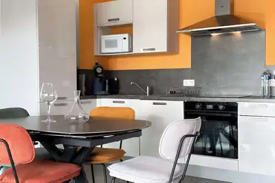 Image de L''Escale Marine  T2 Pmr, Parking & Plage à 300m