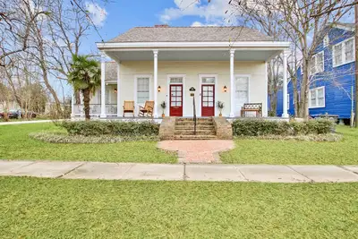 Image de Historic Downtown Home in Charming Natchitoches