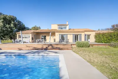 Image de Gîte de l'olivier - Piscine et Jacuzzi